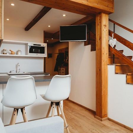 Center City Charming Loft Apartment Košice Esterno foto