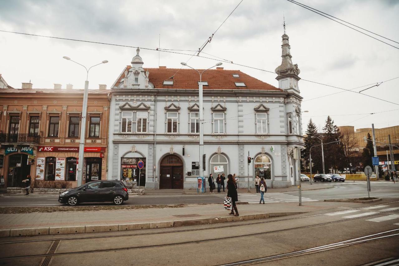 Center City Charming Loft Apartment Košice Esterno foto