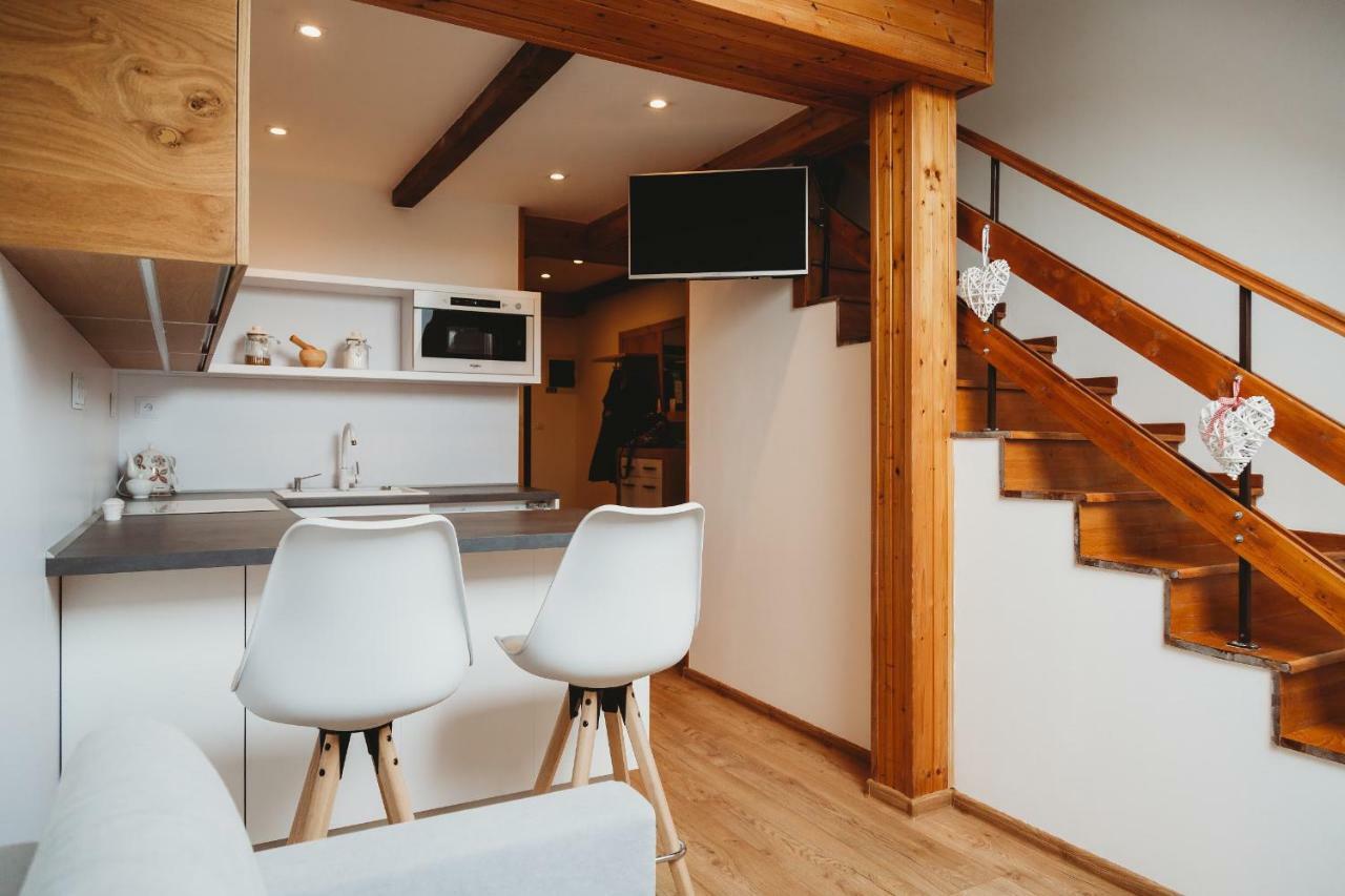 Center City Charming Loft Apartment Košice Esterno foto